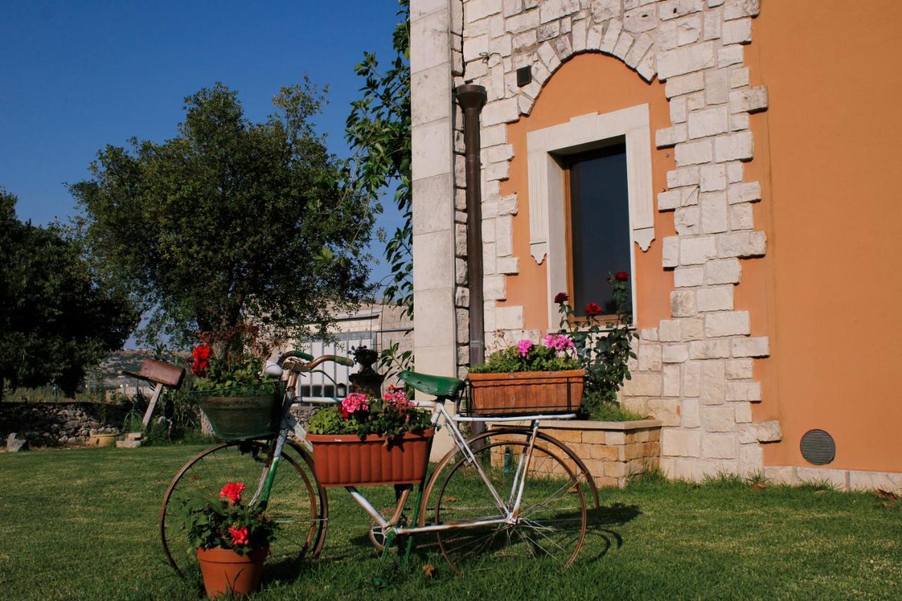 Il Giardino Della Musica Villa Модика Екстериор снимка